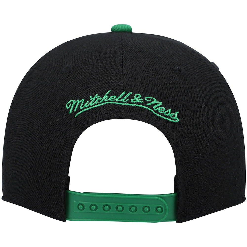 Boston Celtics Hardwood Classics Snapback Hat Black/Kelly Green | Mitchell & Ness