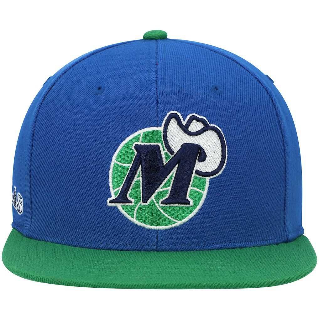 Dallas Mavericks Hardwood Classics Snapback Hat for sale Blue/Green | Mitchell & Ness Lifestyle
