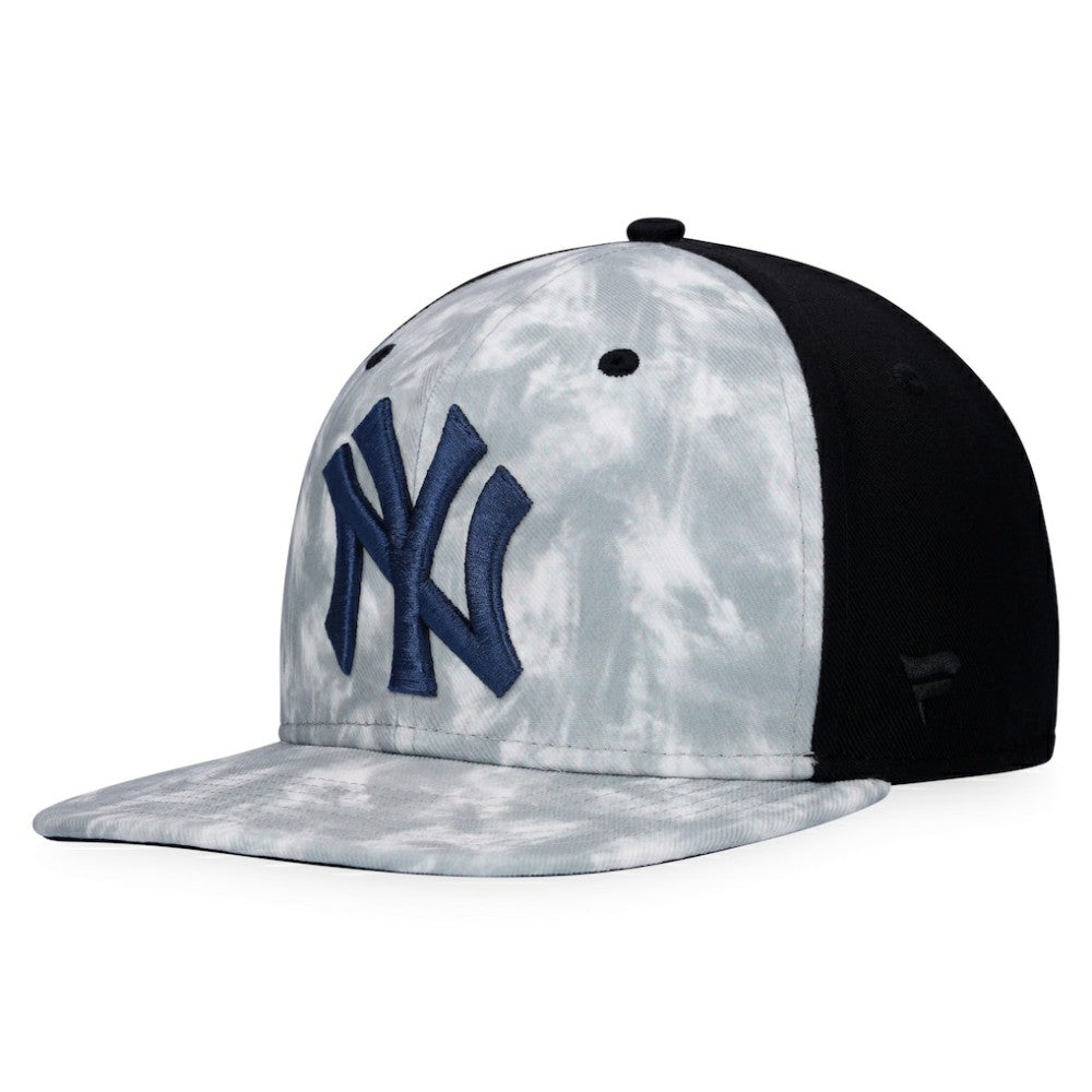 New York Yankees Majestic Smoke Dye Snapback Hat - Gray - MLB on Sale