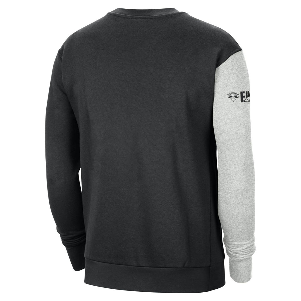 New York Knicks Courtside Versus Force & Flight Pullover Sweatshirt Black/Heather Gray | Nike Near Me