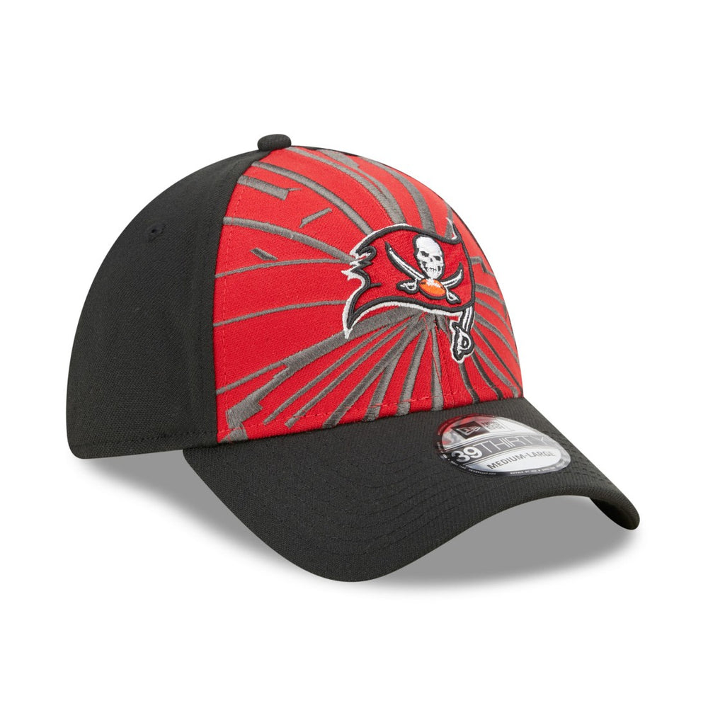 Tampa Bay Buccaneers New Era Shattered 39THIRTY Flex Hat Red/Black