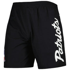 Mitchell & Ness New England Patriots Team Essentials Nylon Shorts Black