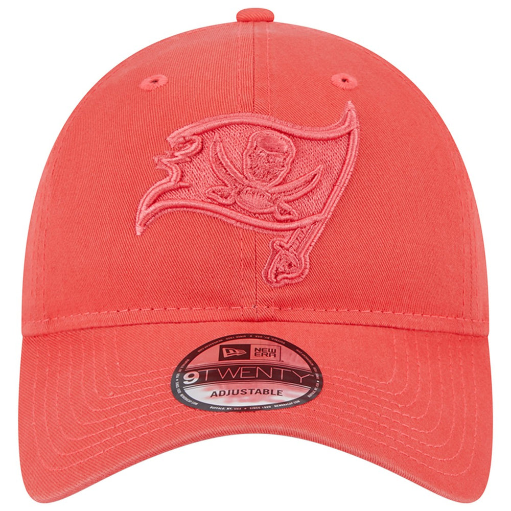 Tampa Bay Buccaneers New Era Core Classic 2.0 Brights 9TWENTY Adjustable Hat Red