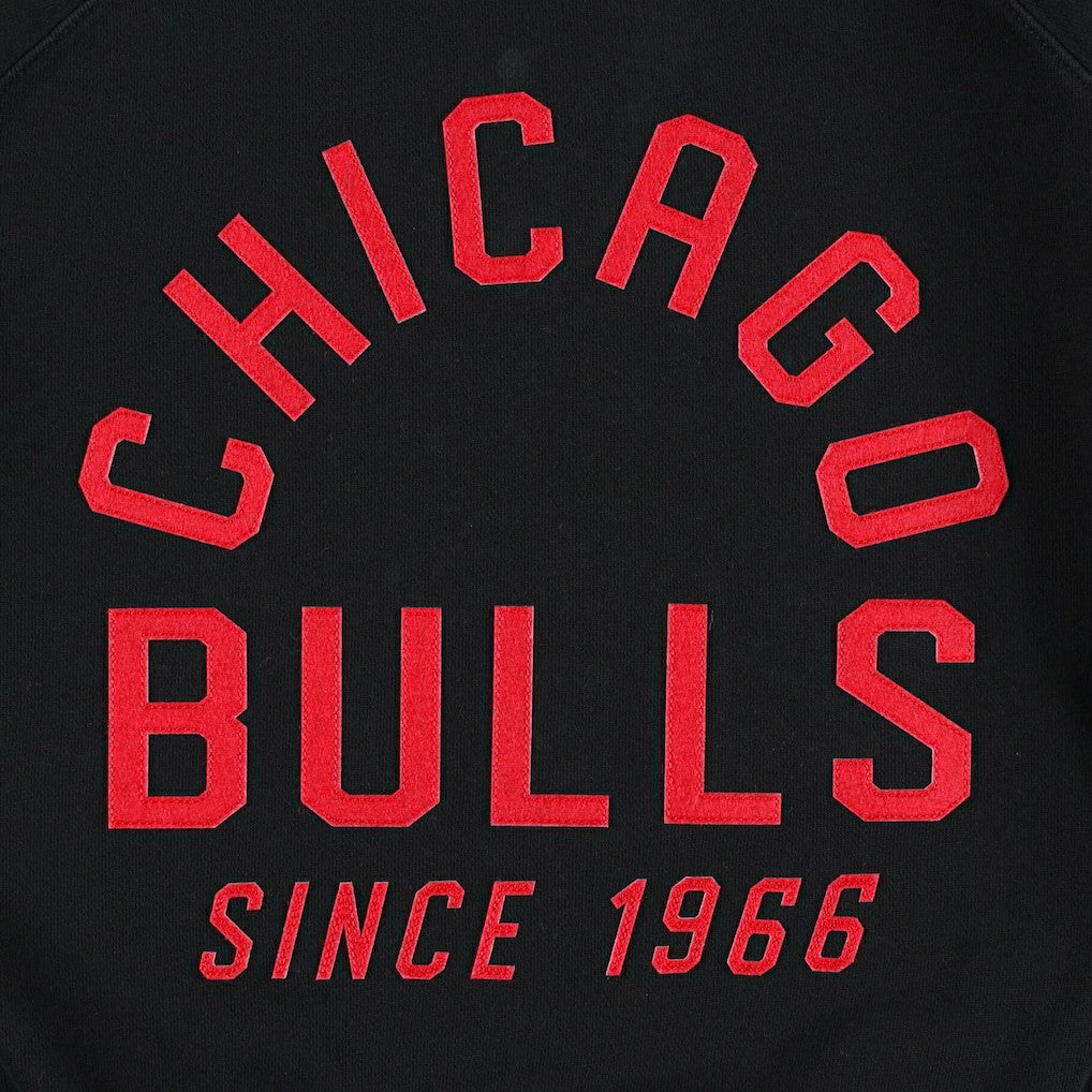 Chicago Bulls Sportiqe Women's Ashlyn Brava Raglan Pullover Sweatshirt Black