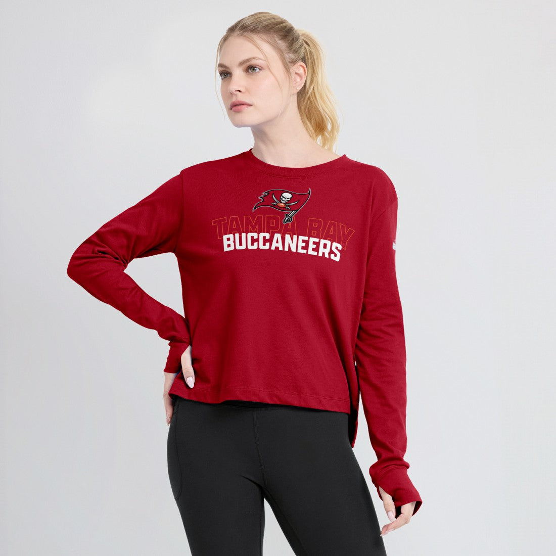 Nike Tampa Bay Buccaneers Women's Modest Crop Performance Long Sleeve T-Shirt Red