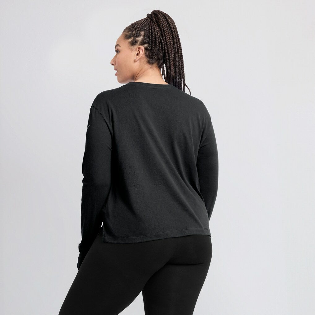 Nike Las Vegas Raiders Women's Modest Crop Performance Long Sleeve T-Shirt Black
