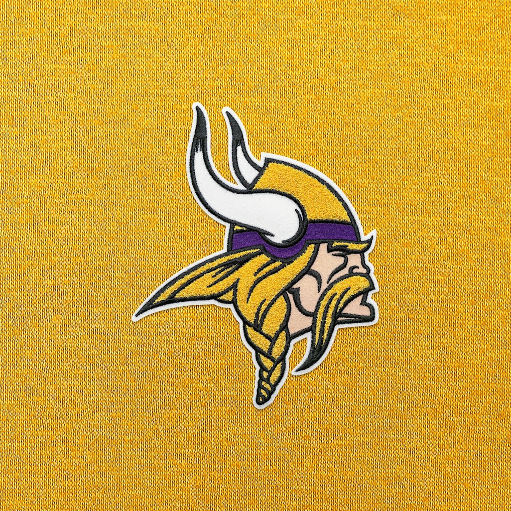 Minnesota Vikings Antigua Victory Chenille Pullover Hoodie Gold