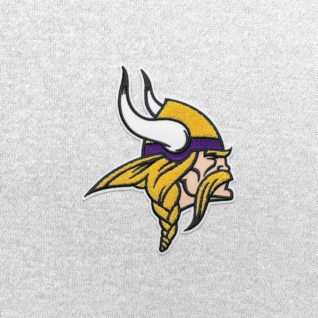 Minnesota Vikings Antigua Victory Chenille Pullover Hoodie White