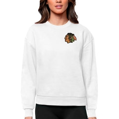 Chicago Blackhawks Antigua Women's Victory Crewneck Pullover Sweatshirt - White - NHL 5084372