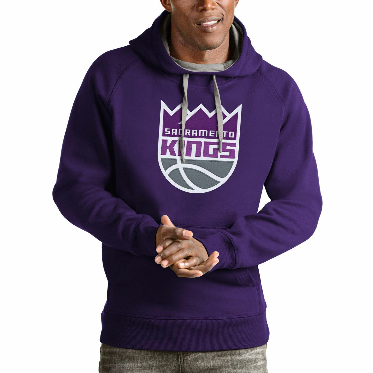 Sacramento Kings Antigua Team Logo Victory Pullover Hoodie Purple