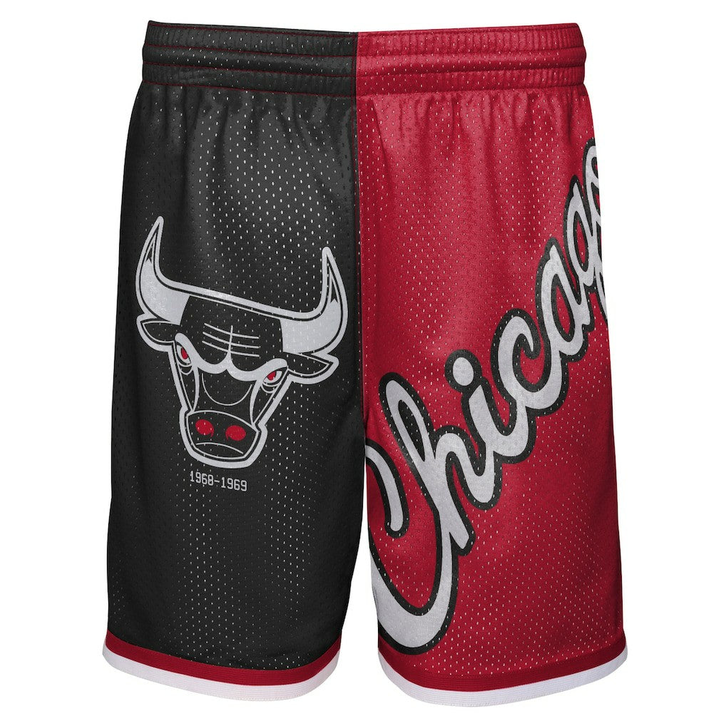 Chicago Bulls Youth Hardwood Classics Big Face 5.0 Shorts Black/Red | Mitchell & Ness
