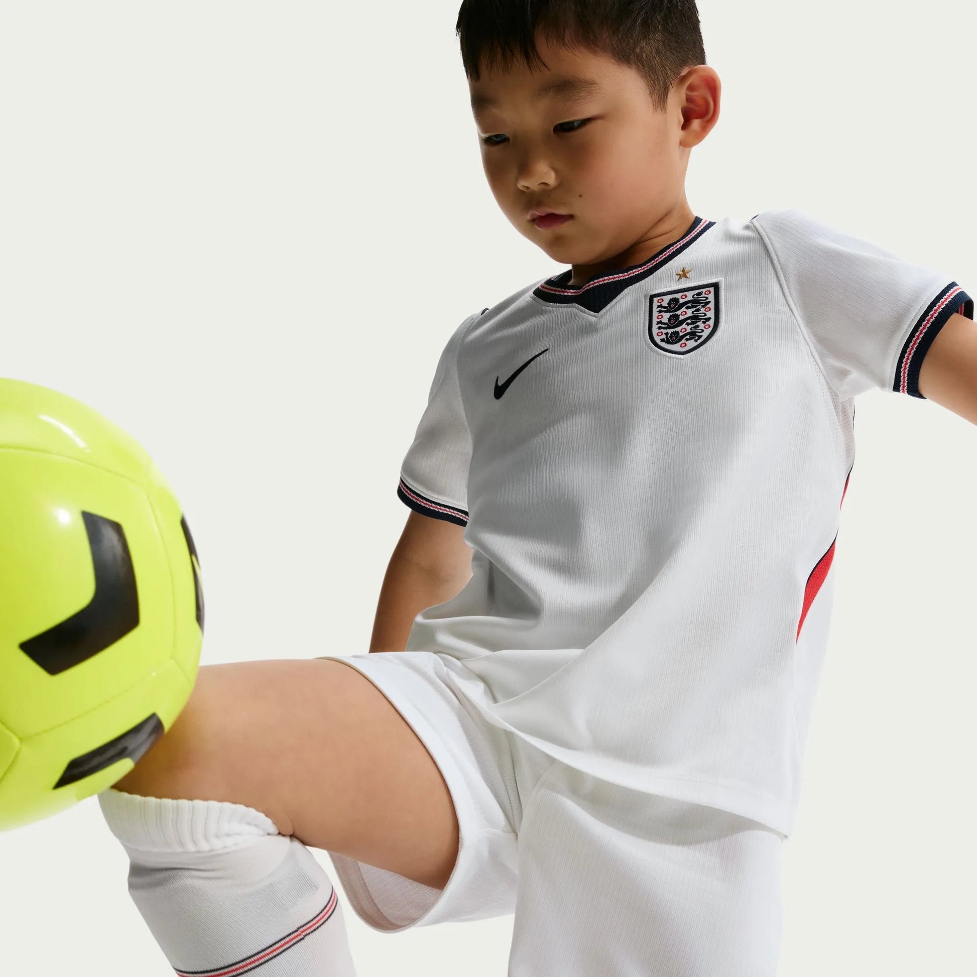 2026-27 England Little Kids' Stadium Home Kit Nike